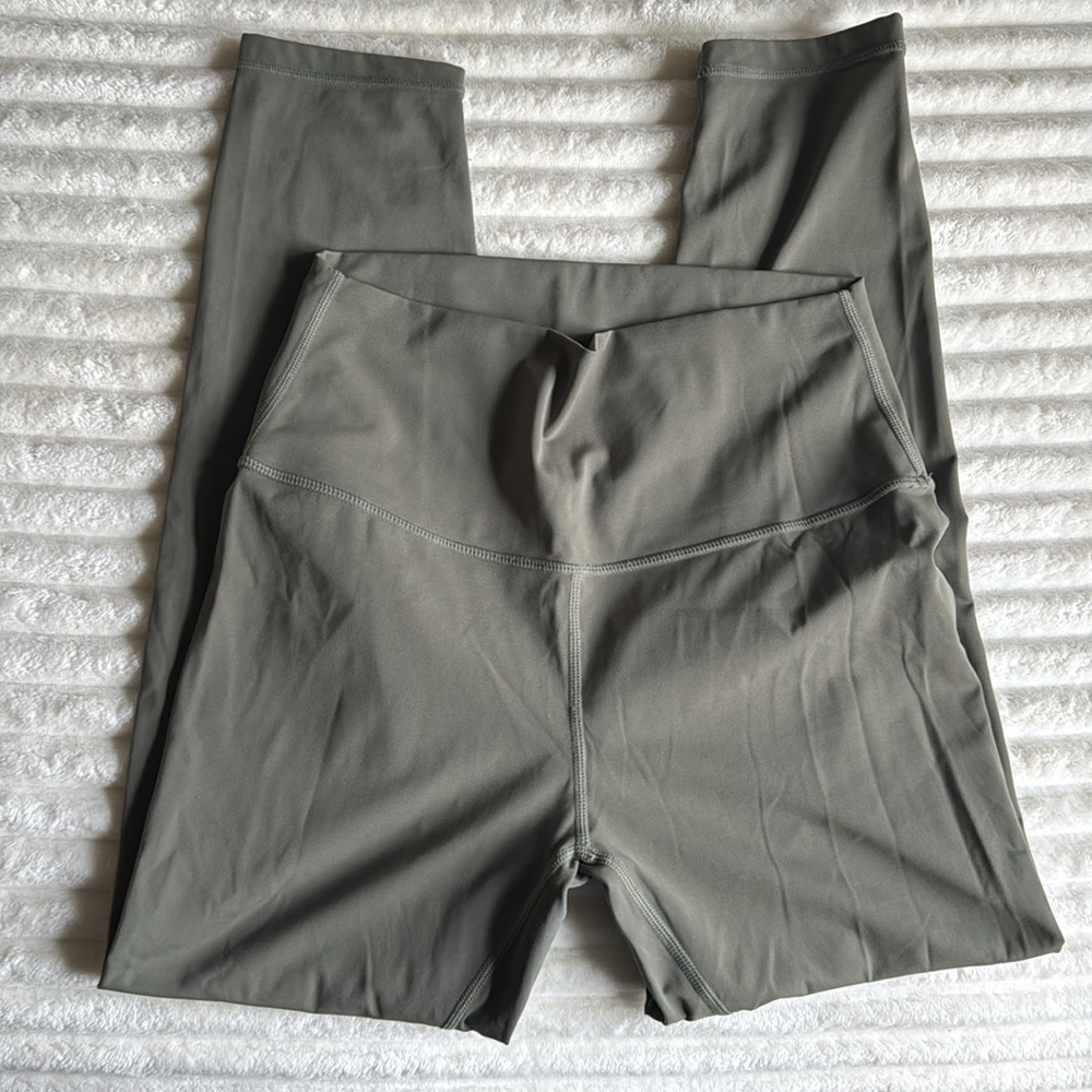 Born Primitive ‘Your Go To Legging 2.0’ - Picture 2 of 3